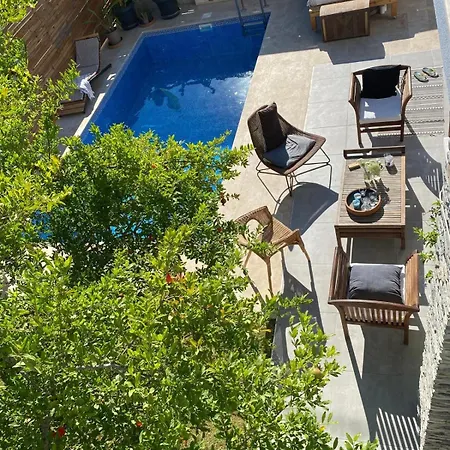 Peaceful Holiday Villas-Pomegranate-3 Bathrooms-Private Pool
